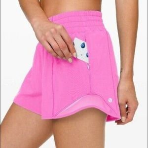Lululemon Hotty Hot in Dark Prism Pink